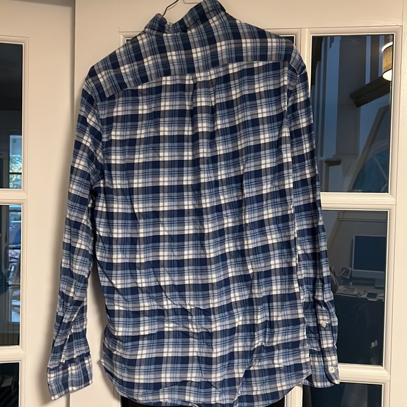 Vineyard Vines Men’s Classic fit Murray flannel plaid button down - Picture 3 of 3